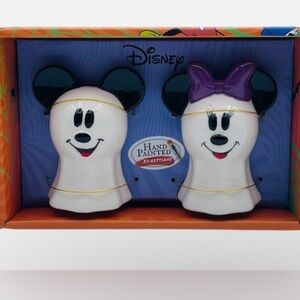 NWT Ceramic Mickey and Minnie Ghost Salt and Pepper Shaker Set